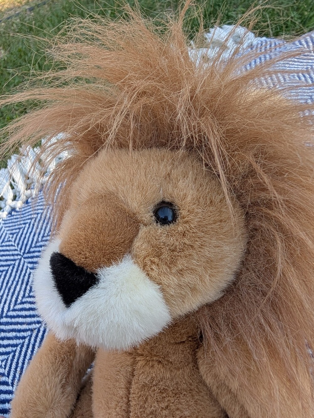 RUSS Berrie & Co. Vintage Heartcraft Collection SAFRAI Lion Plush - Picture 4 of 9